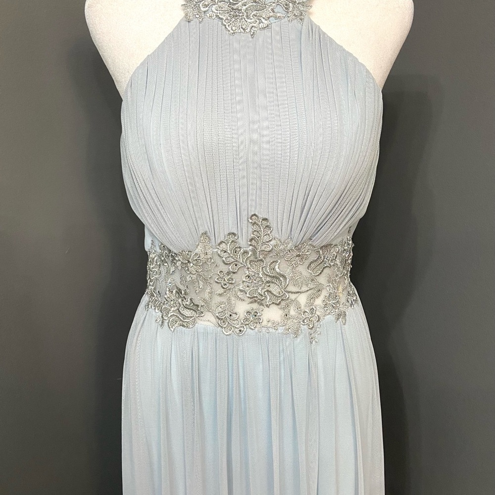 BETSY & ADAM Pale Blue Embroidered Sequin Halter Gown Sz4 Formal Prom Holiday - Picture 8 of 17